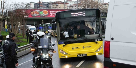 Beşiktaşlı taraftarlar Kadıköy’e geldi