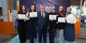 BEUN Öğrenci Topluluklarının ÜNİDES başarısı sertifika töreniyle taçlandırıldı