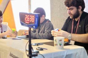 Beyoğlu’nda ilk kez düzenlenen Rubik Küp Turnuvası büyük heyecana sahne oldu