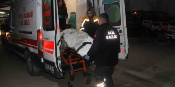 Beyşehir’de otomobil takla attı, sürücü yaralandı