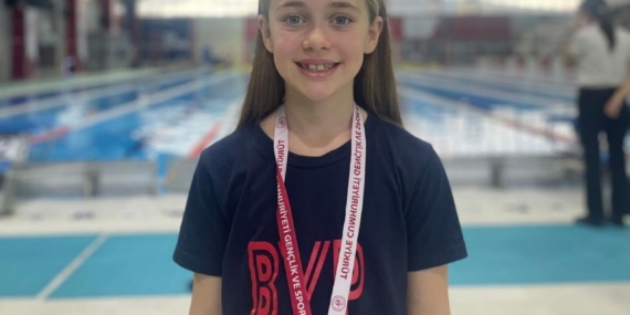 Bilecikli yüzücülerden Eskişehir’de derece