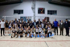 Bilecik’te Yıldız Kızlar Voleybol finali heyecanı