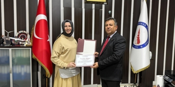 Bilgili öğrencilerle kariyer söyleşisinde bir araya geldi