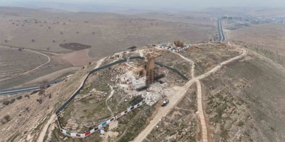 Bir yılda 400 bin kişi 3 bin yıllık kaleye çıktı