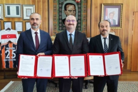 Bölgesel gelişime katkı sunacak iş birliği protokolü için imzalar atıldı