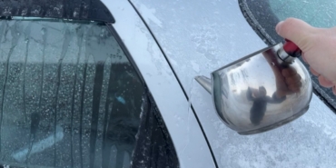 Bolu eksi 16 dereceyle buz kesti, araçların kapıları dondu