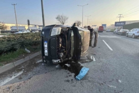 Bolu’da kontrolden çıkan otomobil devrildi: 1 yaralı