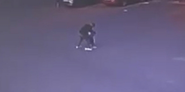 Boşanma aşamasındaki eşini sokak ortasında 12 yerinden bıçakladı, 18,6 yıl hapis cezası aldı