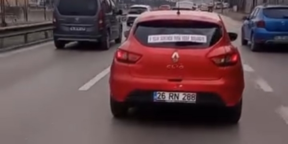 Boşanmayı düğün gibi kutladı: Bursa’da ilginç otomobil süslemesi güldürdü