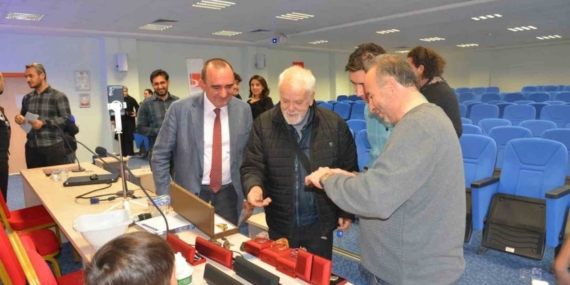 BŞEÜ’de ‘Göktaşı Avcısı’ semineri yoğun ilgi gördü