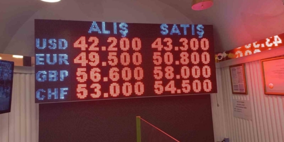 Bulgaristan levası tabelalardan kalktı