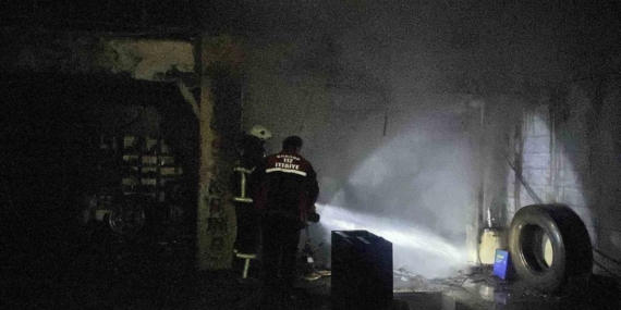 Burdur’da oto yıkamacıda yangın