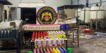 Bursa’da zehirli madde imalatı ve kaçak üretime büyük darbe: 6 gözaltı