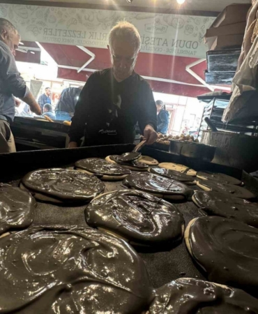 Bursa’nın coğrafi işaretli Tahinli Pidesi artık siyah tahinle de yapılıyor