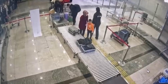 Büyükçekmece Adliyesindeki hırsızlık olayı firarisi Erdal Timurtaş ve eşinin yurt dışına kaçış görüntüleri ortaya çıktı