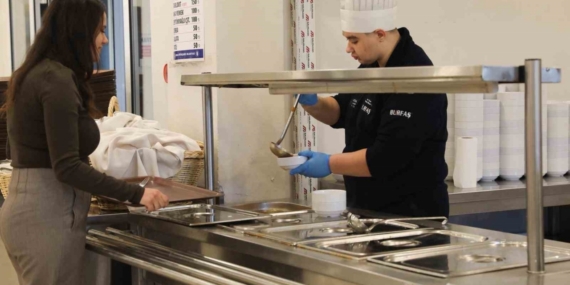 Büyükşehirde engeller sevgiyle aşılıyor