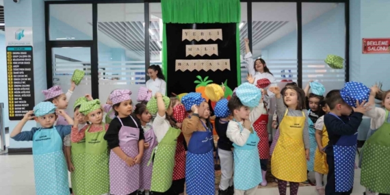Büyükşehir’in miniklere özel merkezinde Minik Şefler Mutfakta etkinliği