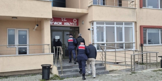 Çanakkale’de göçmen kaçakçılığı operasyonuna 3 tutuklama