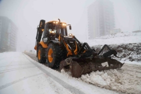 Canik’te karla mücadele