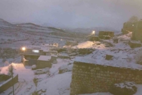 Çermik’e mevsimin ilk karı yağdı