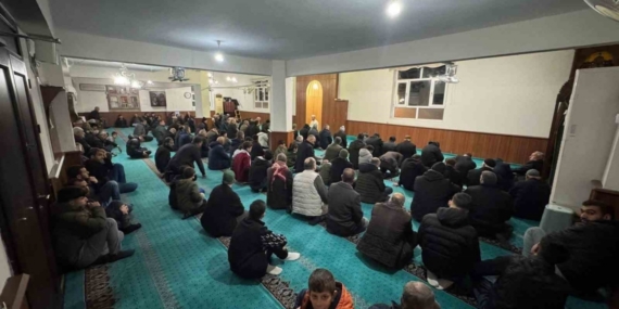 Çermik’te Regaip kandili dualarla idrak edildi