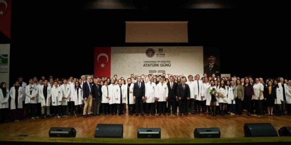 Cerrahpaşa Tıp Fakültesi öğrencileri Bahçelievler’de beyaz önlük giydi