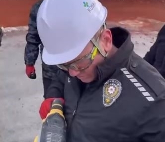 Çevik kuvvet polisine  ‘’Enkazda Arama ve Kurtarma Temel Eğitimi’’