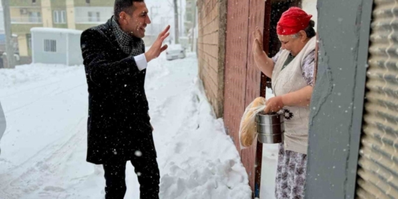 Çınar Kaymakamlığından örnek davranış