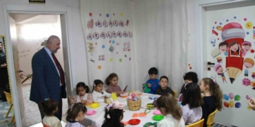 Cizre’de 4-6 yaş Kur’an kursu öğrencileri, çift dallı eğitimle hem eğleniyor hem öğreniyor