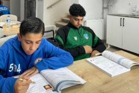 Cizre’de genç sporcular saha ve kitap arasında köprü kuruyorlar