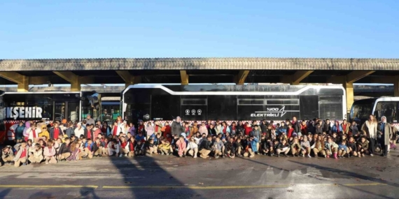 Çocuklardan yerinde toplu taşıma ve ulaşım incelemesi