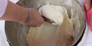 Coğrafi işaretli Görele Dondurması kış mevsiminde de ilgi görüyor