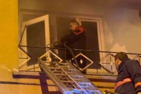 Çorum’da apartmanda çıkan yangında 10 kişi dumandan etkilendi
