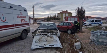 Çorum’da iki otomobil çarpıştı: 1 yaralı