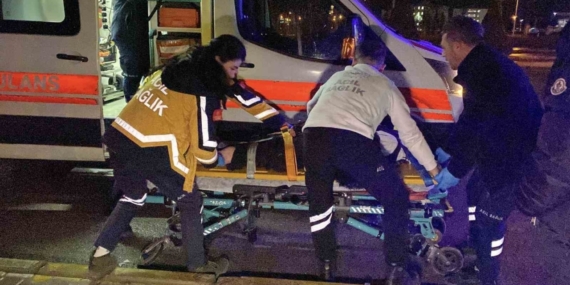 Çorum’da motosiklet yayaya çarptı: 2 yaralı