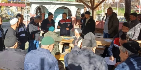 Çukurören köyünde üreticilere eğitim