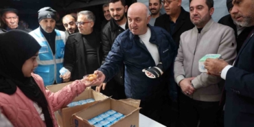 Darıca’da vatandaşlara lokma ikram edildi