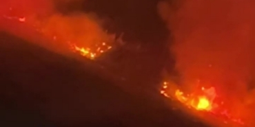 Dava nedeniyle kapatılan yoldan geçemeyen itfaiye yangına ulaşmakta güçlük çekti