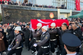 DEAŞ operasyonunda şehit olan polis memuru memleketinde toprağa verildi