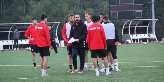 Denizli İdmanyurdu ilk yarının son maçına hazır