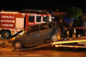Denizli’de 5 aracın karıştığı zincirleme kaza çok sayıda kişi yaralandı