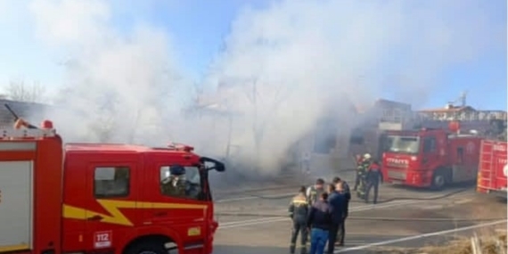 Denizli’de iş yerinde çıkan yangın korkuya neden oldu