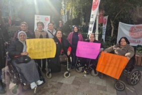 Denizlili vatandaşlar engelli bireylerin yaşadıkları zorlukları ‘1 Dakika Özel İnsan’ etkinliğinde hisseti