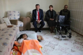 Devlet Bahçeli’den Diyarbakırlı engelli kıza tekerlekli sandalye sürprizi