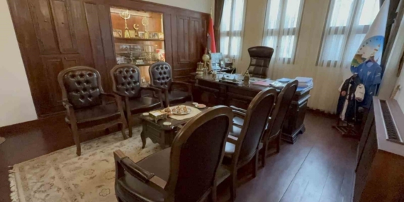 Dinleme cihazı soruşturmasında iki şüpheli için tutuklama talebi