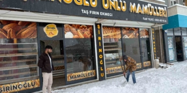 Diyadin’de kar yağışı hayatı olumsuz etkiledi