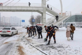 Diyarbakır’da kar ve buzlanmaya karşı 850 personel sahada çalışıyor