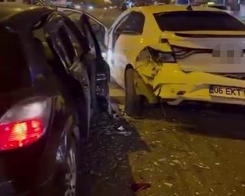 Diyarbakır’da zincirleme trafik kazası: 3 yaralı