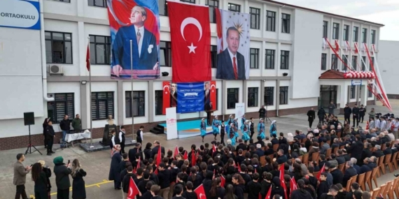 "Düzce eğitim öğretimde otobana çıkacak"