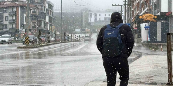 Düzce’de okullar 1 gün süreyle tatil edildi